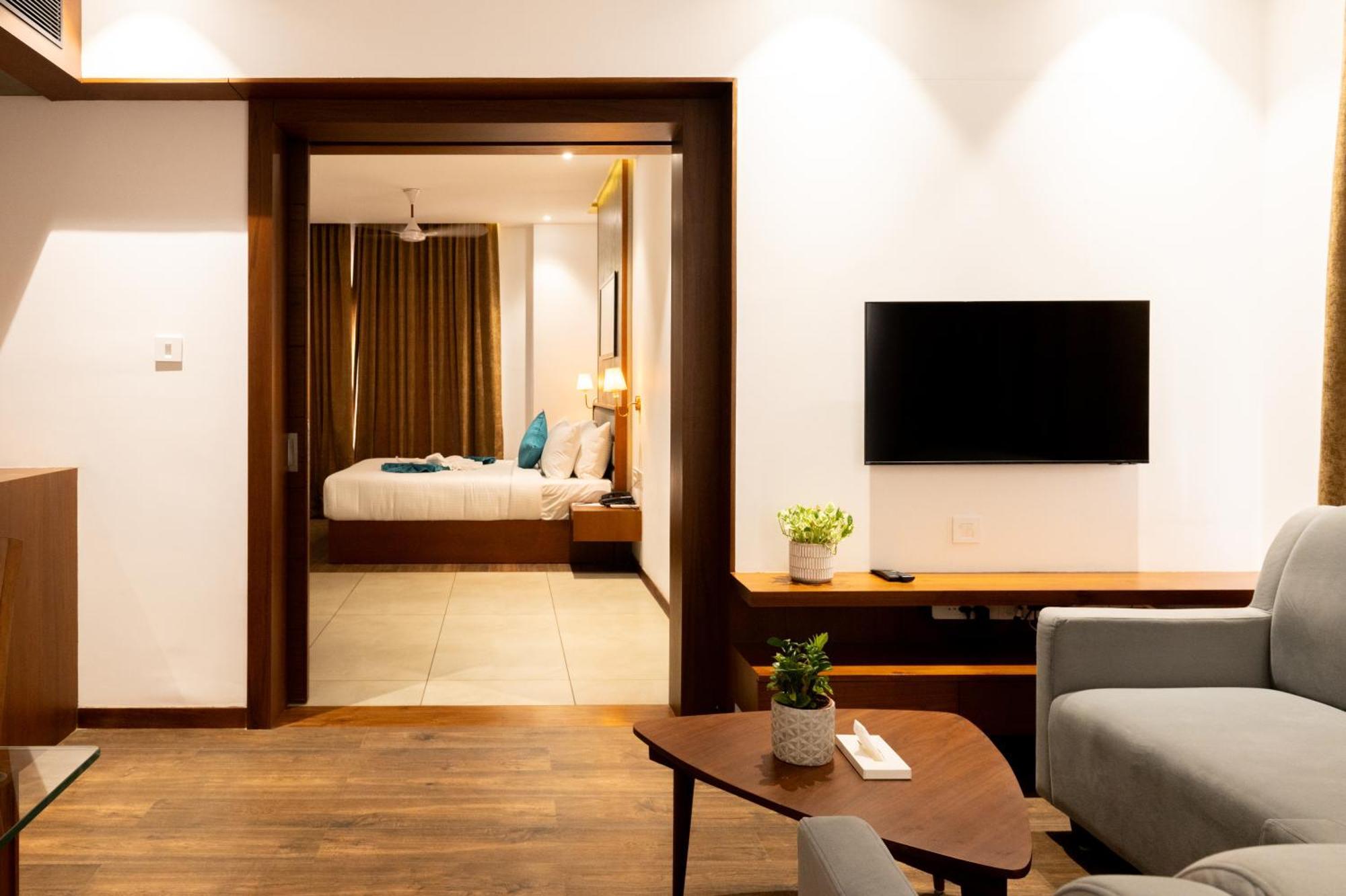 Gokulam Park Guruvayur Hotel Екстериор снимка